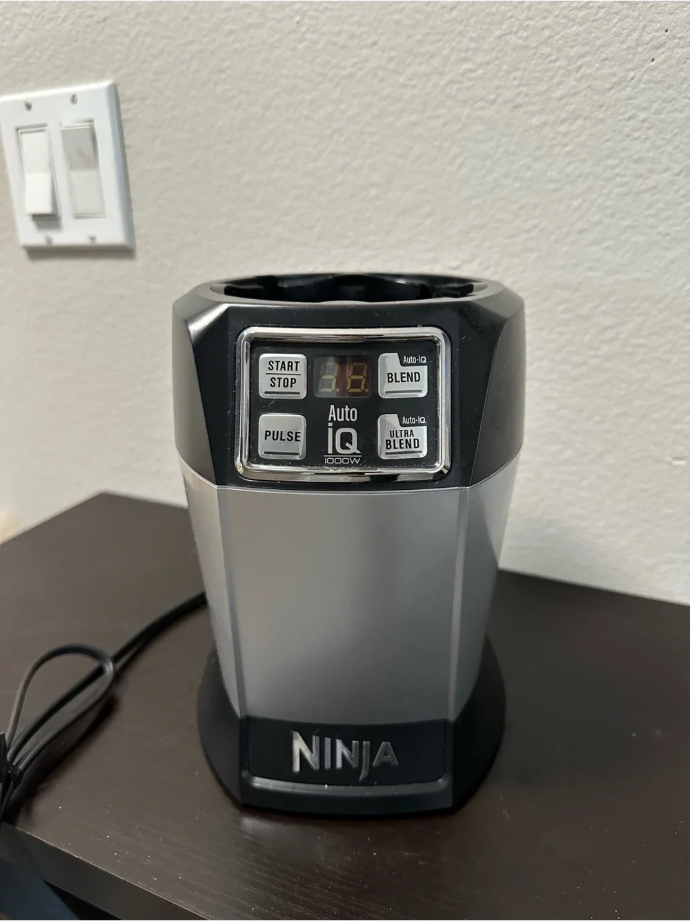 Ninja Auto-iQ Blender Base in Black and Silver Finish